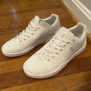On Running Rodger Women’s Sneakers - Used one time